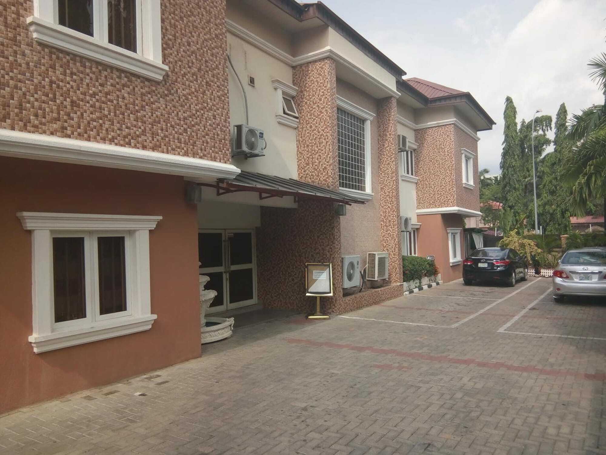 Paris Choice Hotels And Resort Abuja Exterior photo